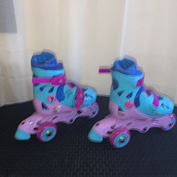 Disney Frozen PlayWheels Frozen Glitter Trainer Skates Adjustable 2-in-1…EUC - Picture 7 of 17